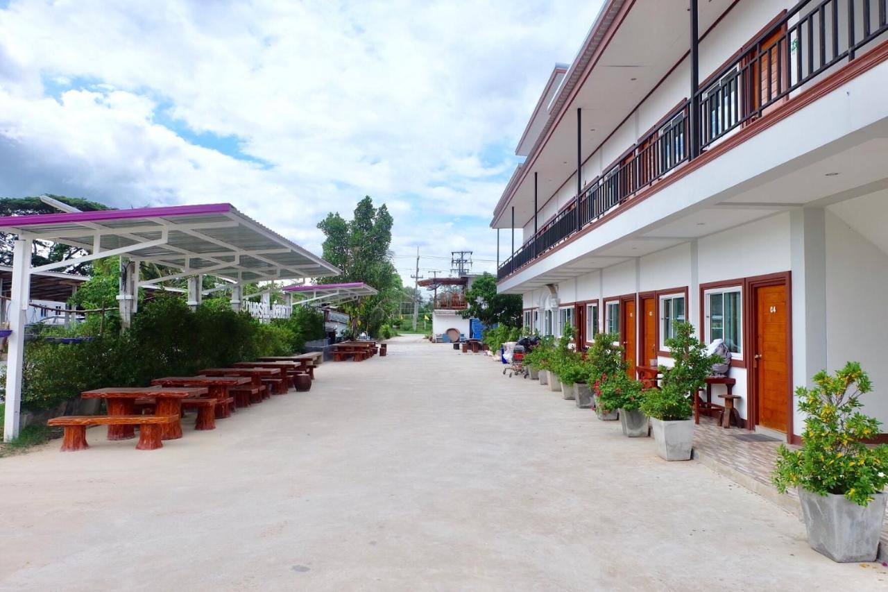 Baan Krutoom Hotel Chiangkhan Chiang Khan Exterior foto